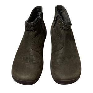 Merrell Encore Braided Olive Ankle Boots Size 9